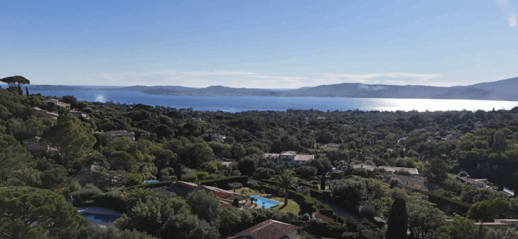 Grimaud – Villa avec dépendances