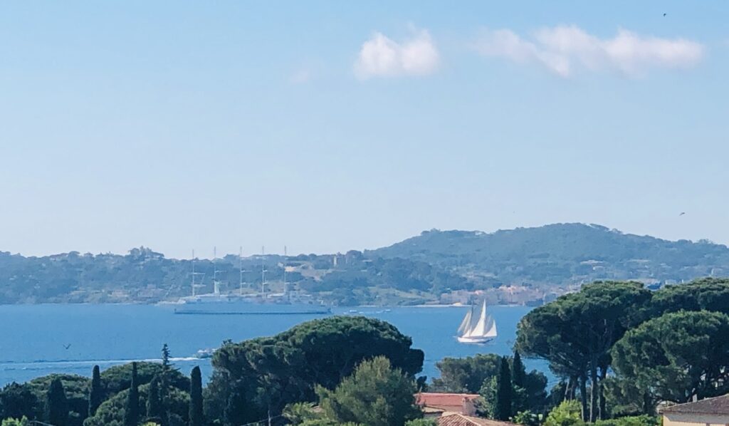 EXCLUSIVITE – Sainte maxime – vue mer – plage à 4 mn à pied